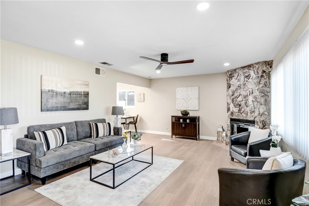 MLS #PW25271310 image #3