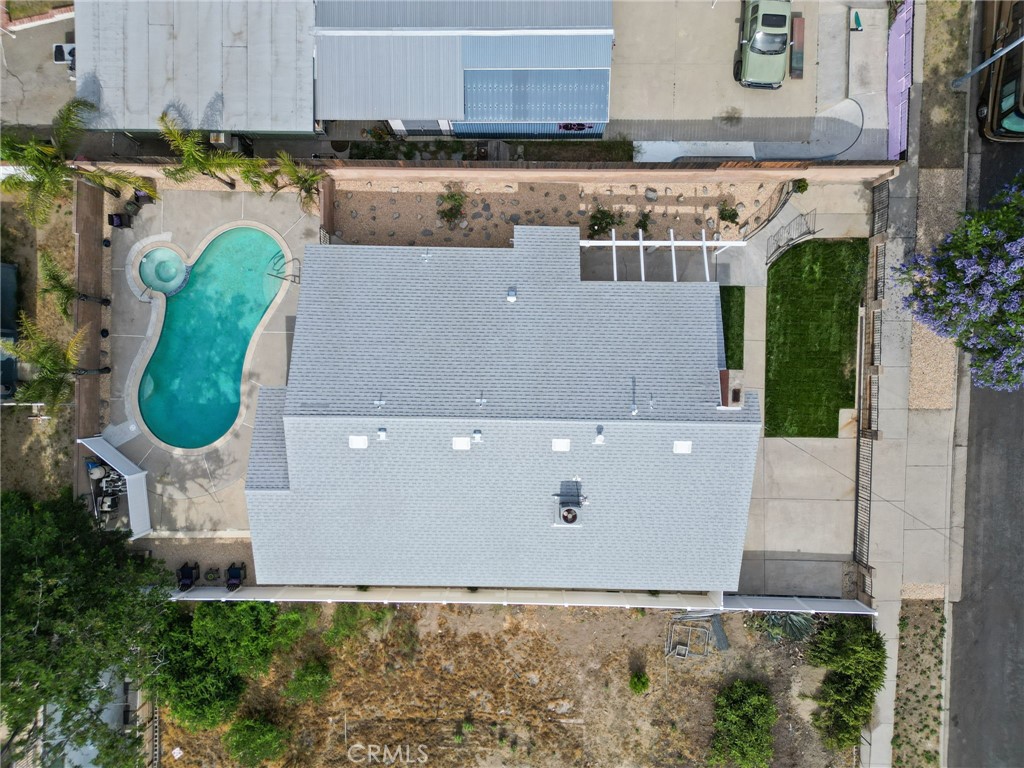 https://media.crmls.org/medias/6ebb9767-39ef-41bb-b6e5-aecec378fcfb.jpg?preset=X-Large