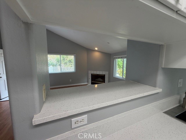 Detail Gallery Image 11 of 33 For 3709 Las Flores Canyon Rd #D,  Malibu,  CA 90265 - 2 Beds | 1 Baths