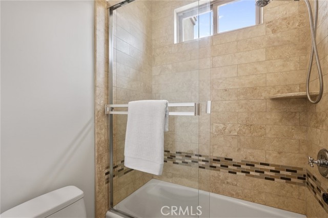 Jack n Jill Bathroom