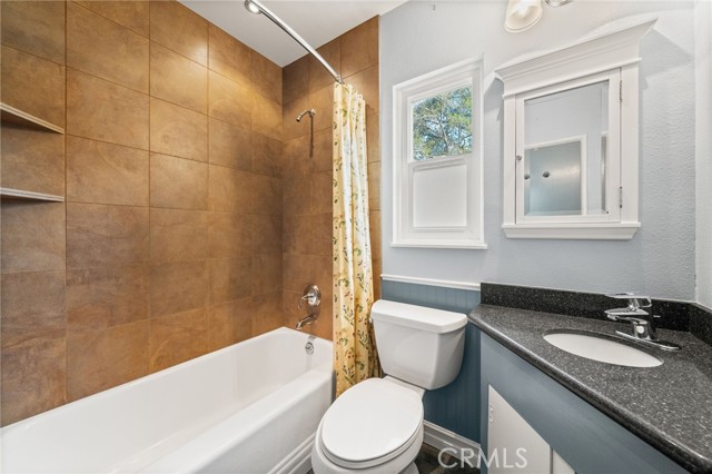Detail Gallery Image 27 of 31 For 11008 Quill Ave, Sunland,  CA 91040 - 4 Beds | 2 Baths