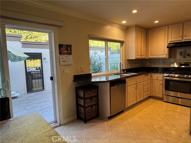 Detail Gallery Image 15 of 20 For 2283 Shady Hills, Diamond Bar,  CA 91765 - 3 Beds | 1/1 Baths