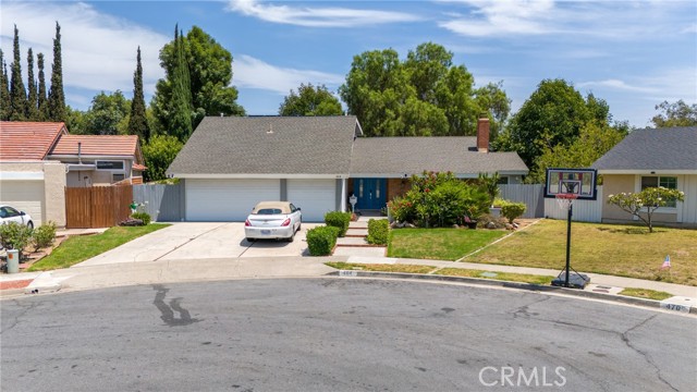 Detail Gallery Image 1 of 1 For 464 Devonshire Cir, Brea,  CA 92821 - 5 Beds | 2/1 Baths