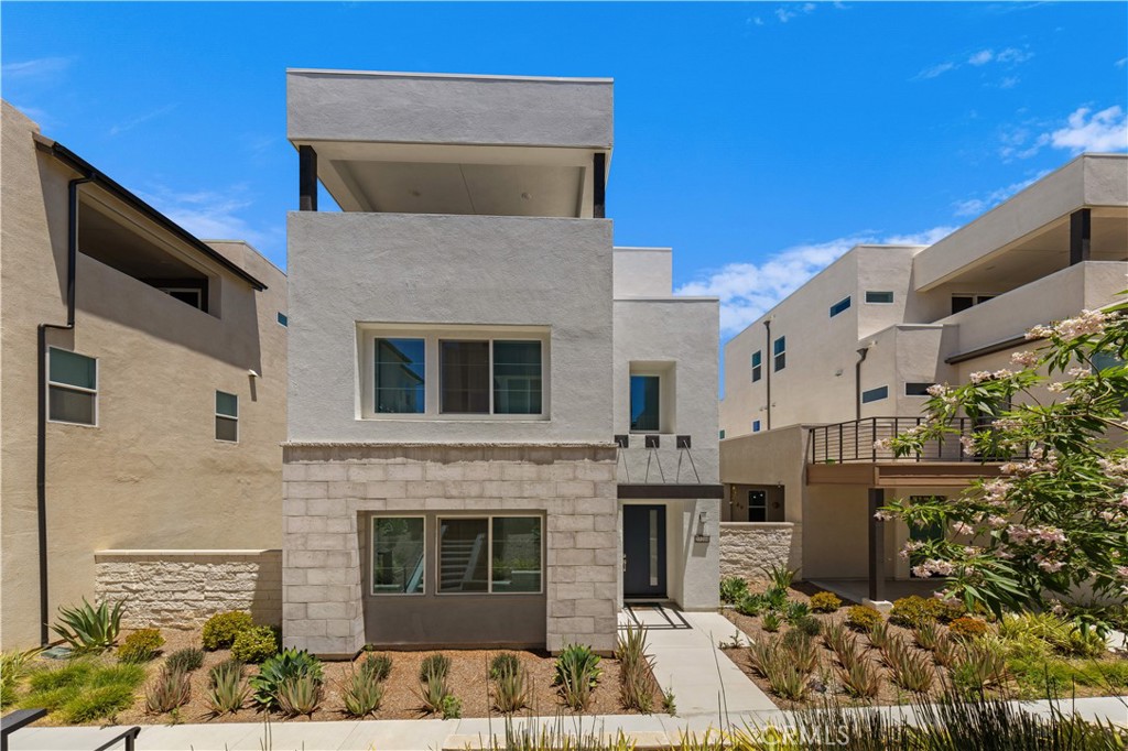 27216 W Coyote Bush Ct