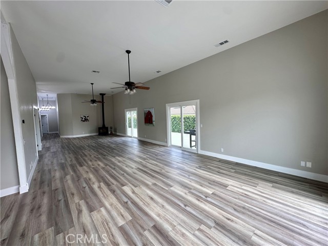 Detail Gallery Image 10 of 39 For 13253 Owens Ct, Rancho Cucamonga,  CA 91739 - 3 Beds | 2 Baths