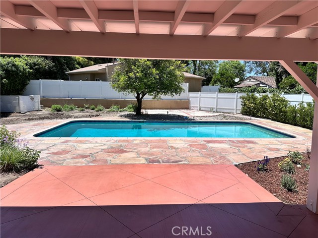 Detail Gallery Image 36 of 47 For 5369 Topeka Dr, Tarzana,  CA 91356 - 3 Beds | 2/1 Baths