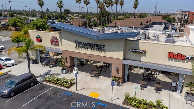 1019 N Magnolia Avenue, Anaheim CA: https://media.crmls.org/medias/6ebfa91f-042b-4c82-9c0a-1dc7b96d4196.jpg