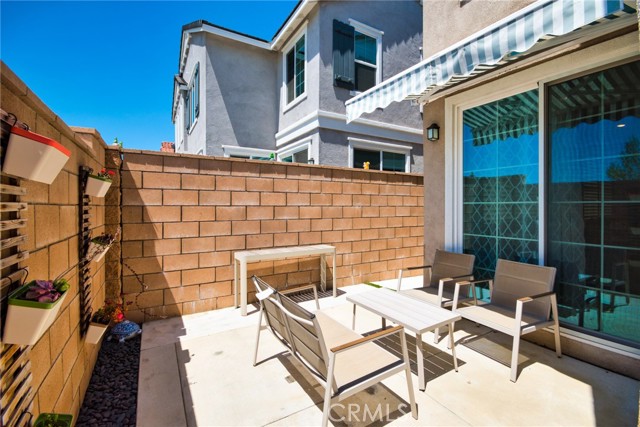 Detail Gallery Image 50 of 56 For 15169 Ridge Ln #3,  Fontana,  CA 92336 - 4 Beds | 3 Baths
