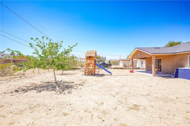 Detail Gallery Image 17 of 51 For 64983 3rd St, Joshua Tree,  CA 92252 - 3 Beds | 2 Baths