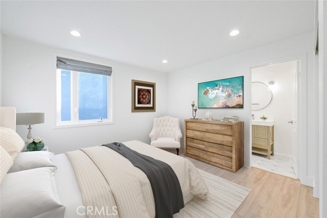 411 Goldenrod, Corona del Mar CA: https://media.crmls.org/medias/6ec09ace-23ed-4ad0-92a2-14b534429ef1.jpg