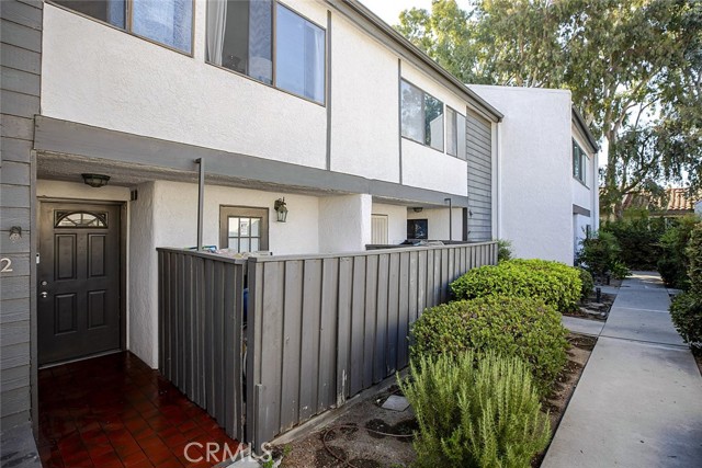 Detail Gallery Image 5 of 37 For 11311 Tampa Ave #22,  Porter Ranch,  CA 91326 - 3 Beds | 1/2 Baths