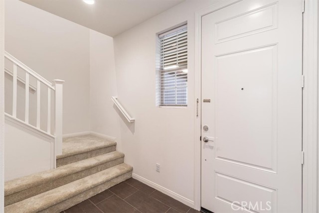 Detail Gallery Image 5 of 35 For 3126 E Painted Crescent, Ontario,  CA 91762 - 3 Beds | 2/1 Baths