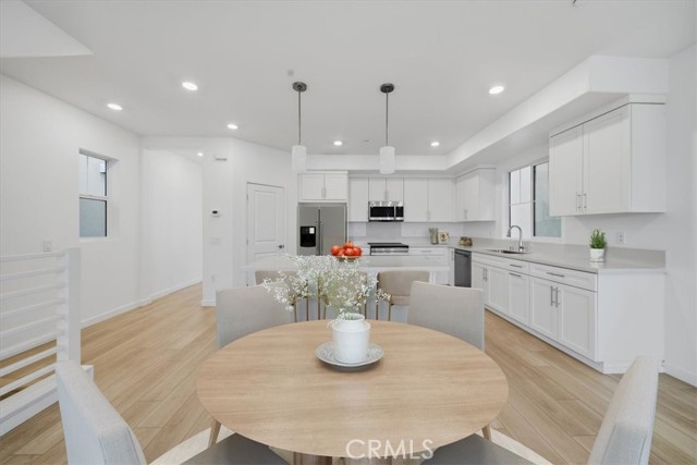 Detail Gallery Image 7 of 34 For 2520 Iconic St, South El Monte,  CA 91733 - 4 Beds | 3/1 Baths