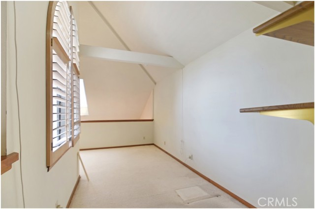 627 19th Street, Huntington Beach CA: https://media.crmls.org/medias/6ec29474-9a12-4707-adb1-7ddd87ce7d5c.jpg
