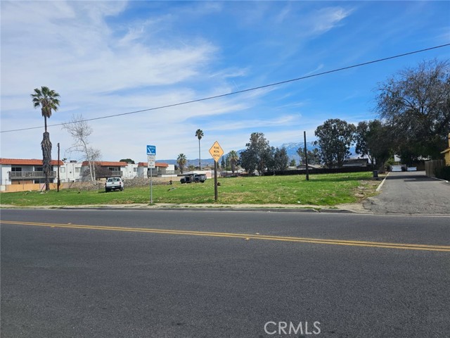 Detail Gallery Image 5 of 6 For 160 S San Jacinto, Hemet,  CA 92543 - – Beds | – Baths