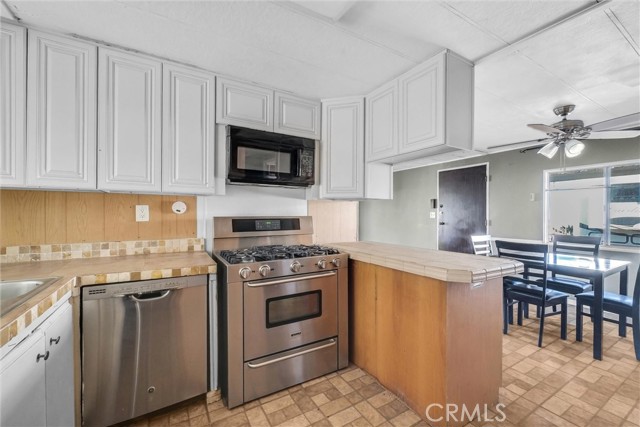 Detail Gallery Image 10 of 22 For 716 N Grand Ave. #D7,  Covina,  CA 91724 - 2 Beds | 2 Baths