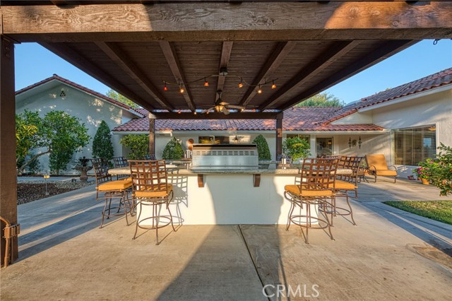 6695 N Van Ness Boulevard, Fresno CA: https://media.crmls.org/medias/6ec4b6e2-3538-4310-8f14-ecb0417ac822.jpg