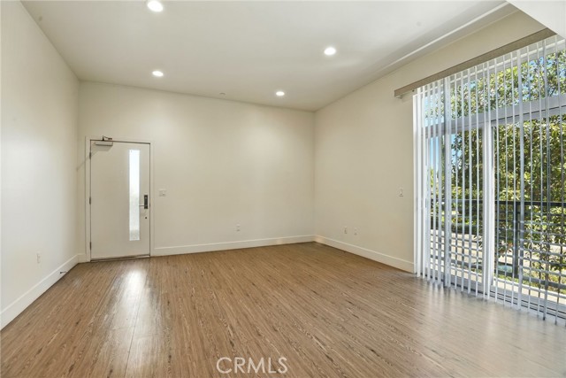 Detail Gallery Image 5 of 31 For 4461 Tujunga Ave #101,  Studio City,  CA 91602 - 3 Beds | 3 Baths