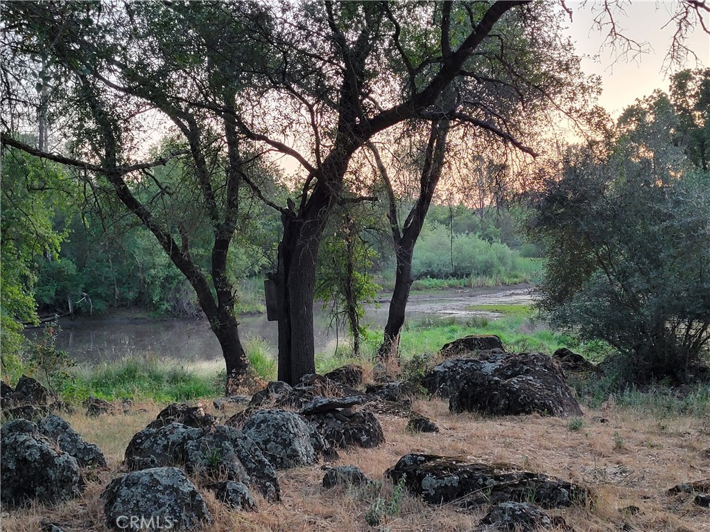 https://media.crmls.org/medias/6ec612a0-4d88-443c-ace4-f159494c9dda.jpg?preset=X-Large