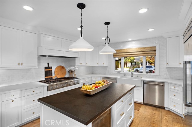 Detail Gallery Image 7 of 37 For 1725 Skylark, Newport Beach,  CA 92660 - 5 Beds | 4/1 Baths