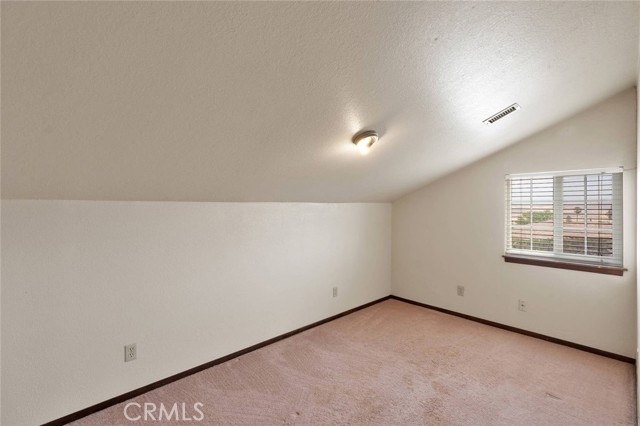 27580 Linda Vista Road, Barstow CA: https://media.crmls.org/medias/6ec66577-caf3-4b07-9104-d53e3d0e3dd4.jpg