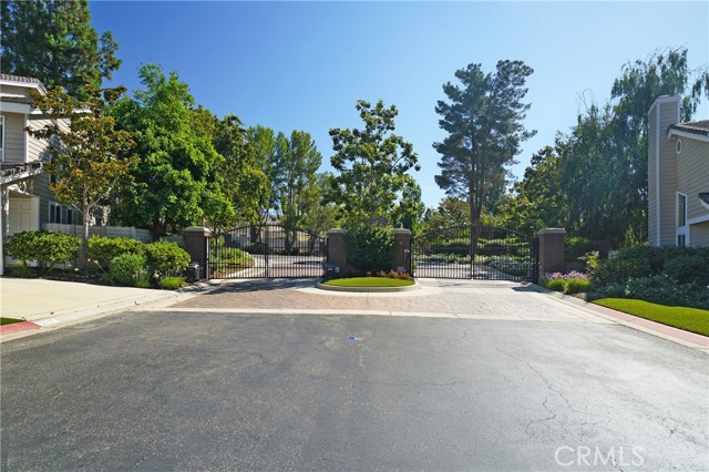 Detail Gallery Image 62 of 70 For 1074 Westcreek Ln, Westlake Village,  CA 91362 - 3 Beds | 2/1 Baths