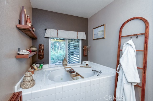 Detail Gallery Image 31 of 67 For 40955 Jean Road, Oakhurst,  CA 93644 - 4 Beds | 3 Baths