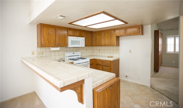 Detail Gallery Image 6 of 19 For 1254 W Avenue H4, Lancaster,  CA 93534 - 3 Beds | 2 Baths