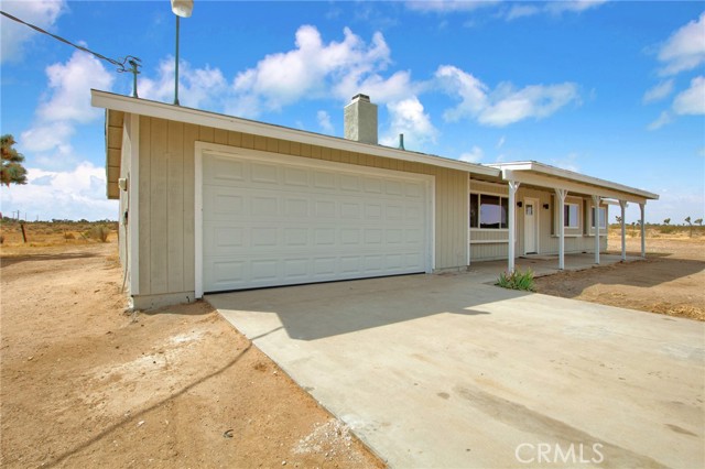 Image 3 for 8779 7Th St, Phelan, CA 92371