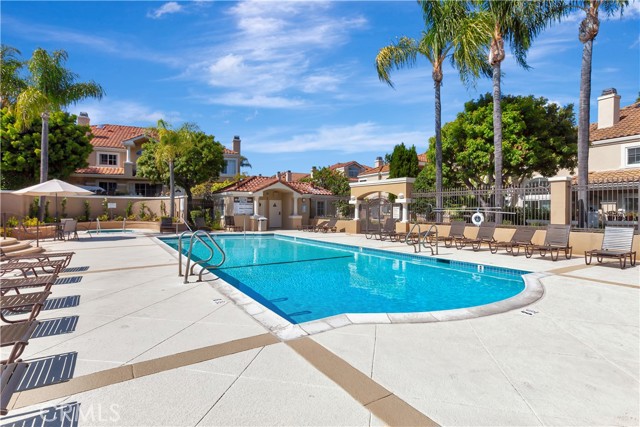 Detail Gallery Image 23 of 23 For 8 Overture Ln, Aliso Viejo,  CA 92656 - 2 Beds | 2/1 Baths