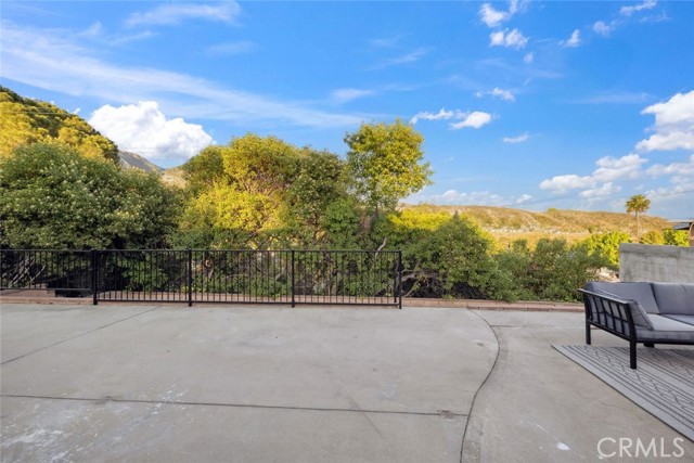 12750 Rajah Street, Sylmar CA: https://media.crmls.org/medias/6ec8bd71-ed16-4354-953d-f743abb7db60.jpg
