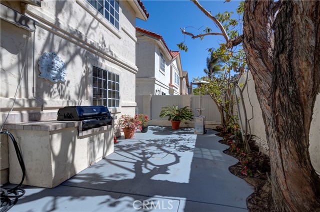 2214 Harriman Lane, Redondo Beach, California 90278, 4 Bedrooms Bedrooms, ,2 BathroomsBathrooms,Residential,For Sale,Harriman,SB24052014