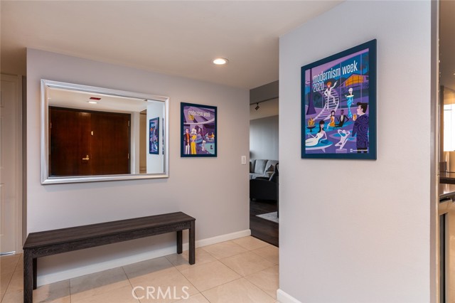 Detail Gallery Image 8 of 66 For 345 Pioneer Dr #1201,  Glendale,  CA 91203 - 2 Beds | 2 Baths