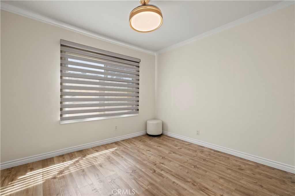 1521 N Columbus Avenue Glendale img 2