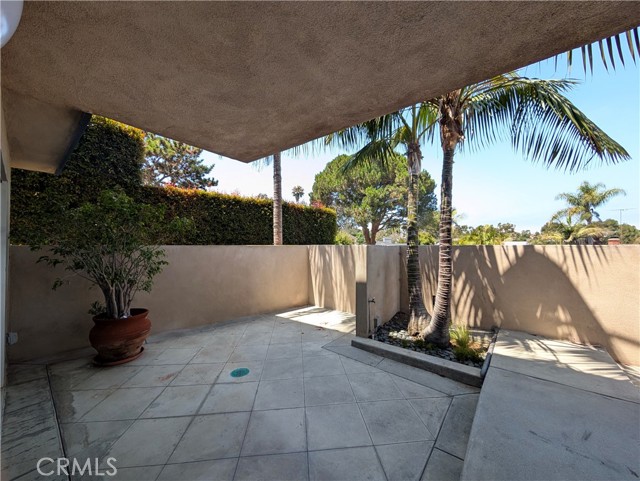 Detail Gallery Image 3 of 34 For 253 Vista Del Parque, Redondo Beach,  CA 90277 - 5 Beds | 3 Baths