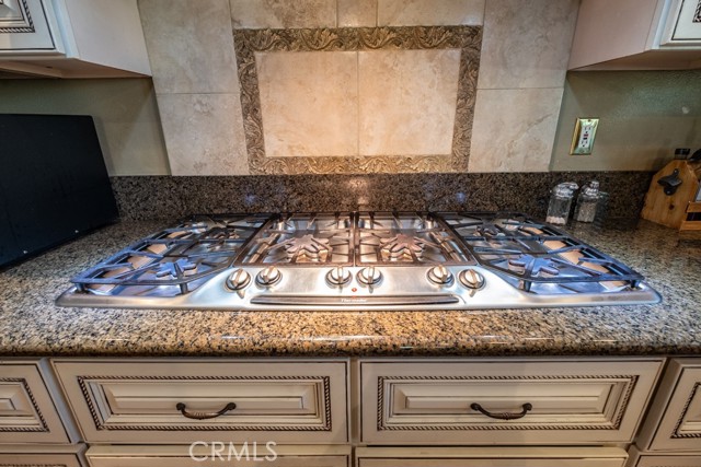 Detail Gallery Image 41 of 75 For 41053 Knoll Dr, Palmdale,  CA 93551 - 4 Beds | 4 Baths