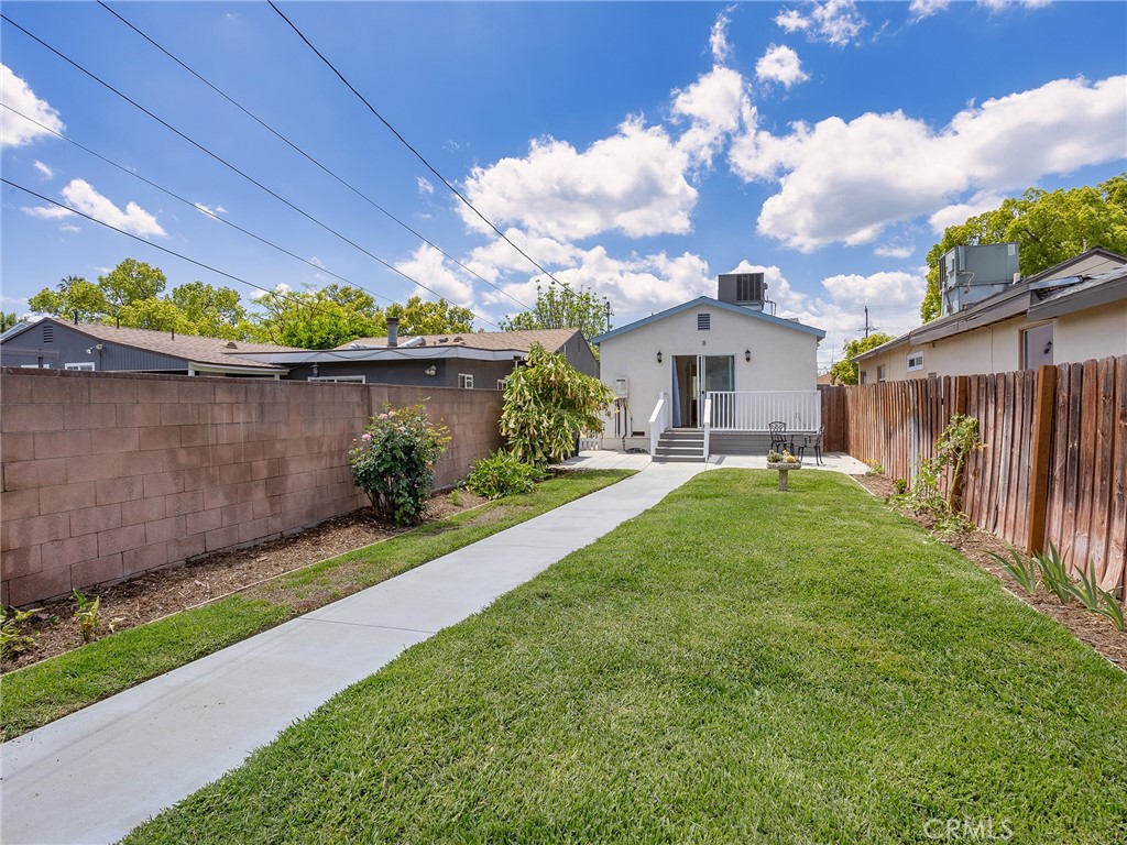 3309 Wedgewood Lane Burbank img 2