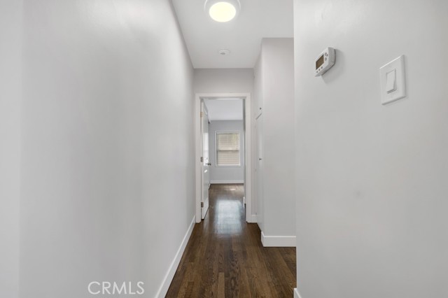 Detail Gallery Image 11 of 27 For 18350 Lorne St, Reseda,  CA 91335 - 3 Beds | 2 Baths