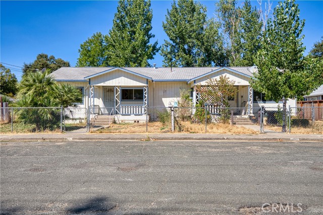 Detail Gallery Image 1 of 1 For 105 S Starr St, Lakeport,  CA 95453 - 3 Beds | 1/1 Baths