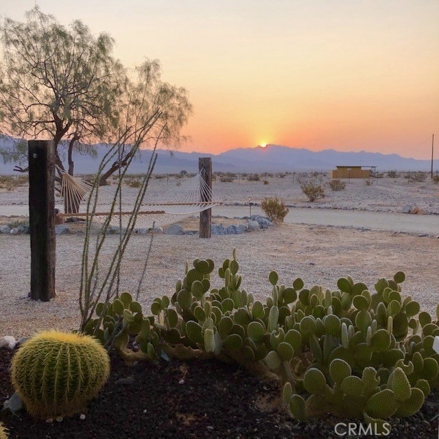 Detail Gallery Image 23 of 25 For 81320 Brown Rd, Twentynine Palms,  CA 92277 - 2 Beds | 1 Baths