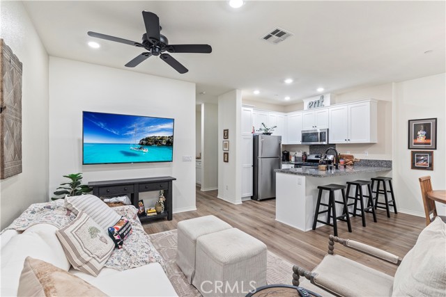 24125 Tuscany Avenue, Murrieta CA: https://media.crmls.org/medias/6eccdc9f-3edb-4492-8a9d-e60a7a87712d.jpg