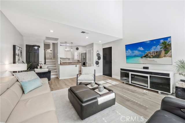 5101 Tortuga Drive, Huntington Beach CA: https://media.crmls.org/medias/6ecd05fa-1722-4681-8092-11efb2506a56.jpg