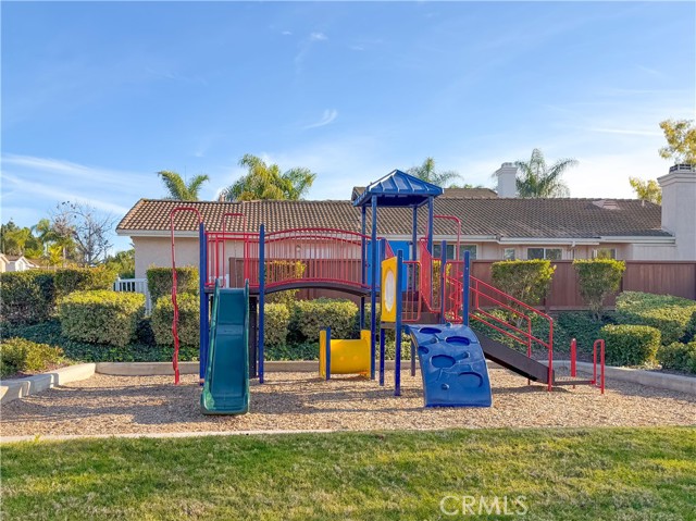 Detail Gallery Image 30 of 32 For 4651 Calle Del Greco, Oceanside,  CA 92056 - 3 Beds | 2/1 Baths