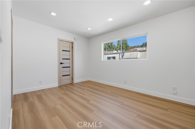 Detail Gallery Image 27 of 42 For 9502 via Salerno, Burbank,  CA 91504 - 2 Beds | 3 Baths