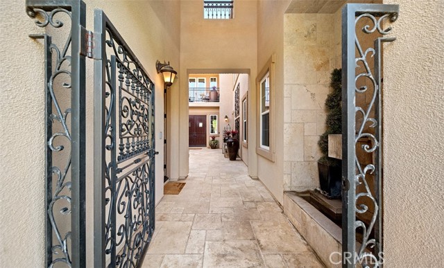 Detail Gallery Image 7 of 75 For 4111 Cortona Ct, Yorba Linda,  CA 92886 - 6 Beds | 5/1 Baths