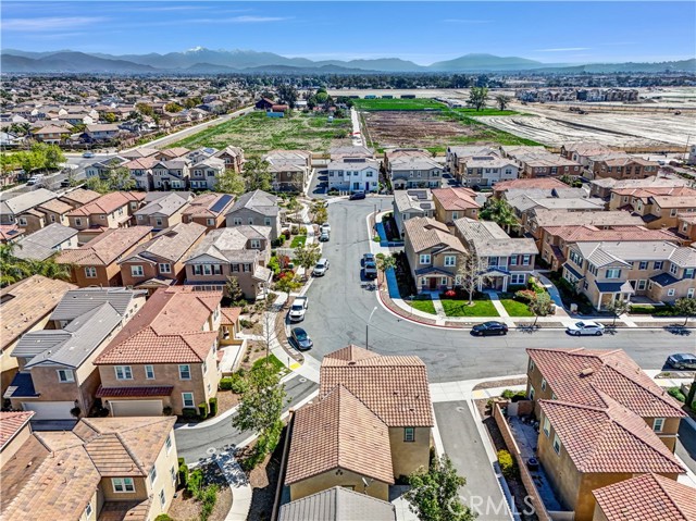 5855 Silveira Street, Eastvale CA: https://media.crmls.org/medias/6ed06396-e473-496b-b520-5495d5ca5316.jpg