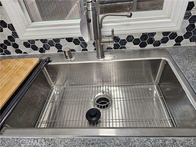2547 Hermosa Avenue, Montrose CA: https://media.crmls.org/medias/6ed1a148-544e-4ba2-a789-bcf487d0c73b.jpg