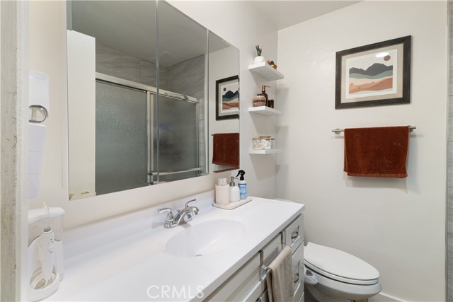 Detail Gallery Image 7 of 12 For 367 375 Gladys Ave, Long Beach,  CA 90814 - – Beds | – Baths