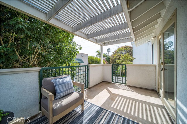 Detail Gallery Image 21 of 32 For 116 Coronado Ave, Long Beach,  CA 90803 - 2 Beds | 2 Baths