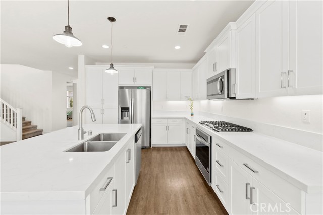 29550 Woodcreek Trail, Winchester CA: https://media.crmls.org/medias/6ed254a4-1e5a-483e-a9b1-2377b4f5f9f2.jpg